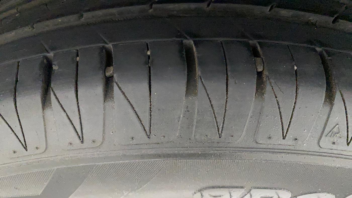 2022 Toyota URBAN CRUISER PREMIUM GRADE AT, Petrol, Automatic, 29,494 km, Right Rear Tyre Tread