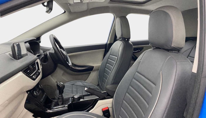 2020 Tata NEXON XZ PLUS (O) PETROL, Petrol, Manual, 46,626 km, Right Side Front Door Cabin
