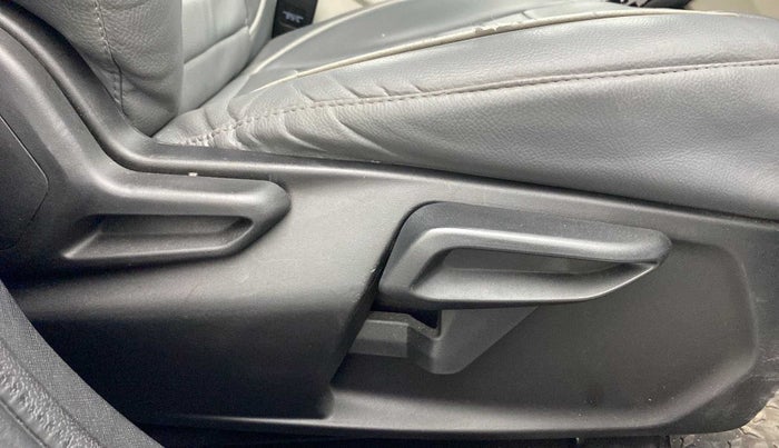 2020 Tata NEXON XZ PLUS (O) PETROL, Petrol, Manual, 46,626 km, Driver Side Adjustment Panel