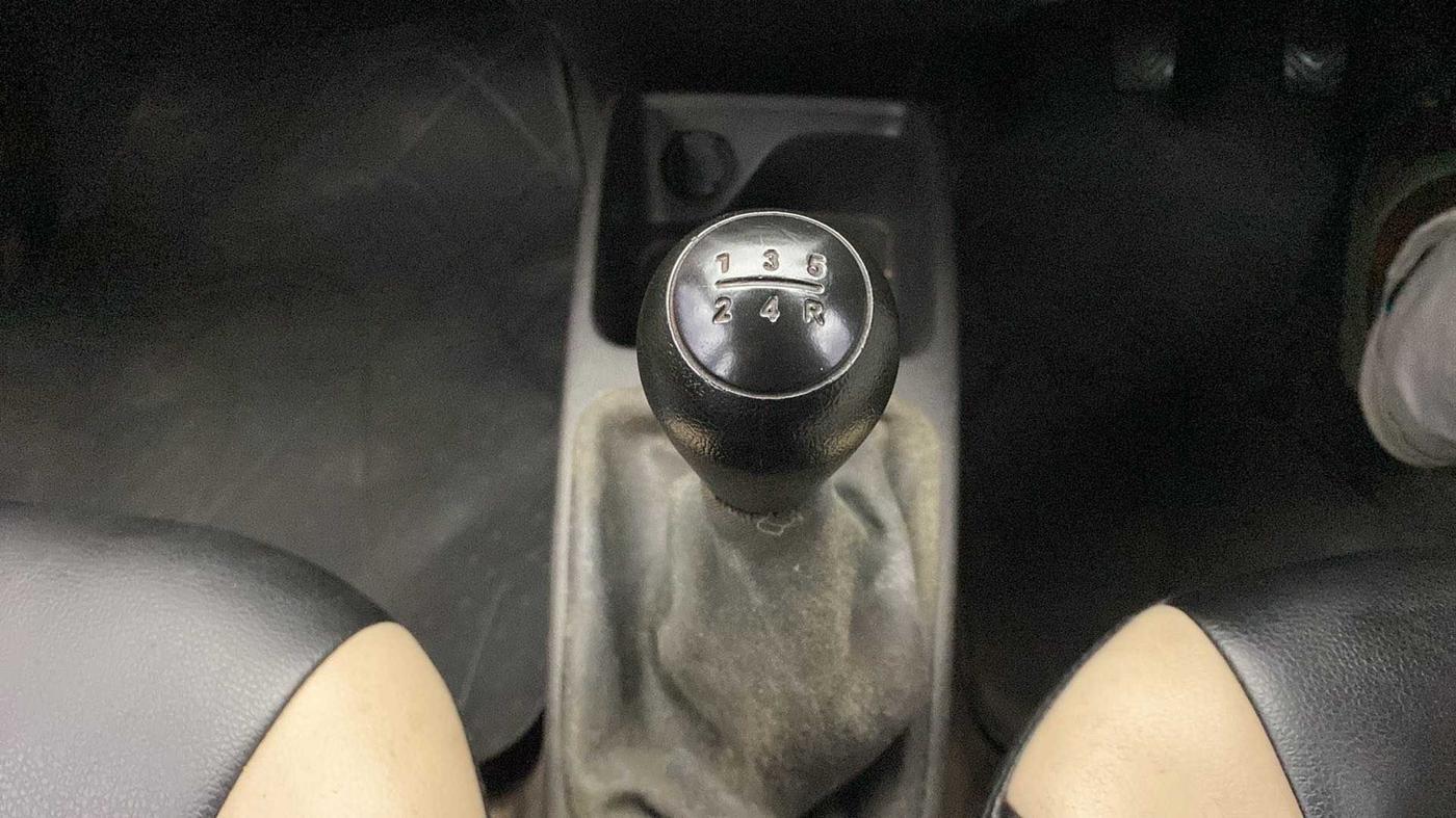 2014 Hyundai Eon ERA +, Petrol, Manual, 50,516 km, Gear Lever