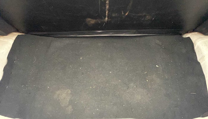 2014 Hyundai Eon ERA +, Petrol, Manual, 50,516 km, Boot Inside