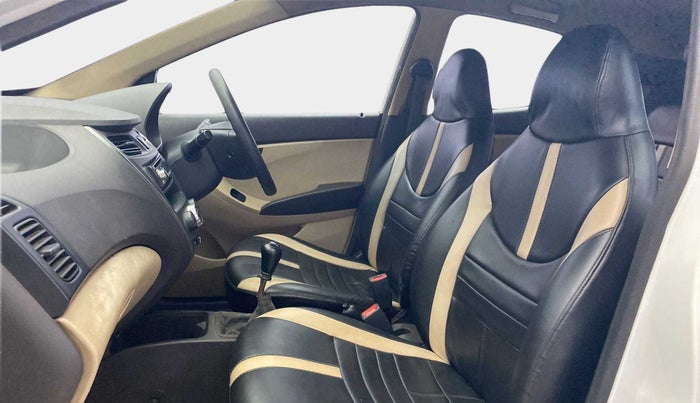 2014 Hyundai Eon ERA +, Petrol, Manual, 50,516 km, Right Side Front Door Cabin