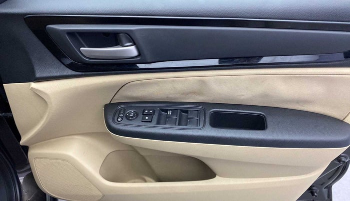 2018 Honda Amaze 1.2L I-VTEC S, Petrol, Manual, 63,035 km, Driver Side Door Panels Control
