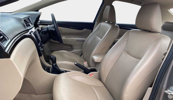 2017 Maruti Ciaz ZXI+ AT, Petrol, Automatic, 73,371 km, Right Side Front Door Cabin