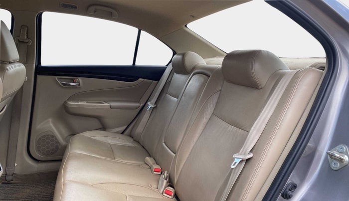 2017 Maruti Ciaz ZXI+ AT, Petrol, Automatic, 73,371 km, Right Side Rear Door Cabin