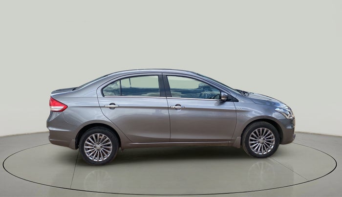 2017 Maruti Ciaz ZXI+ AT, Petrol, Automatic, 73,371 km, Right Side View