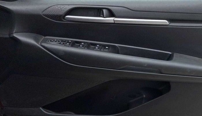 2022 KIA SONET HTK PLUS 1.2, Petrol, Manual, 12,265 km, Driver Side Door Panels Control