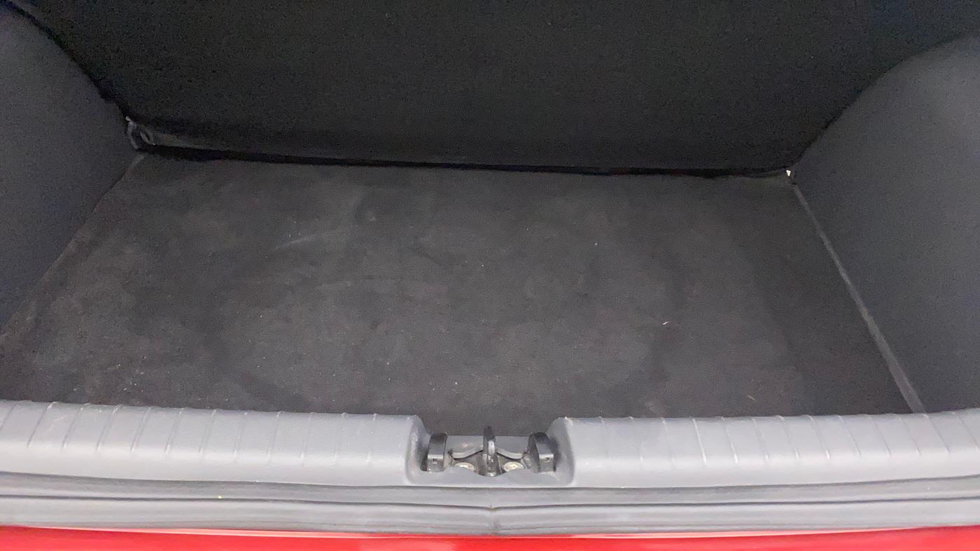 2020 Hyundai GRAND I10 NIOS MAGNA AMT 1.2 KAPPA VTVT, Petrol, Automatic, 35,416 km, Boot Inside