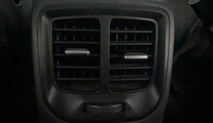 2020 Hyundai GRAND I10 NIOS MAGNA AMT 1.2 KAPPA VTVT, Petrol, Automatic, 35,416 km, Rear AC Vents