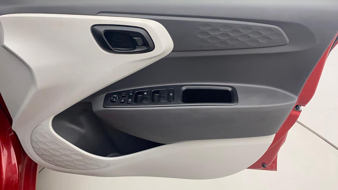 2020 Hyundai GRAND I10 NIOS MAGNA AMT 1.2 KAPPA VTVT, Petrol, Automatic, 35,416 km, Driver Side Door Panels Control