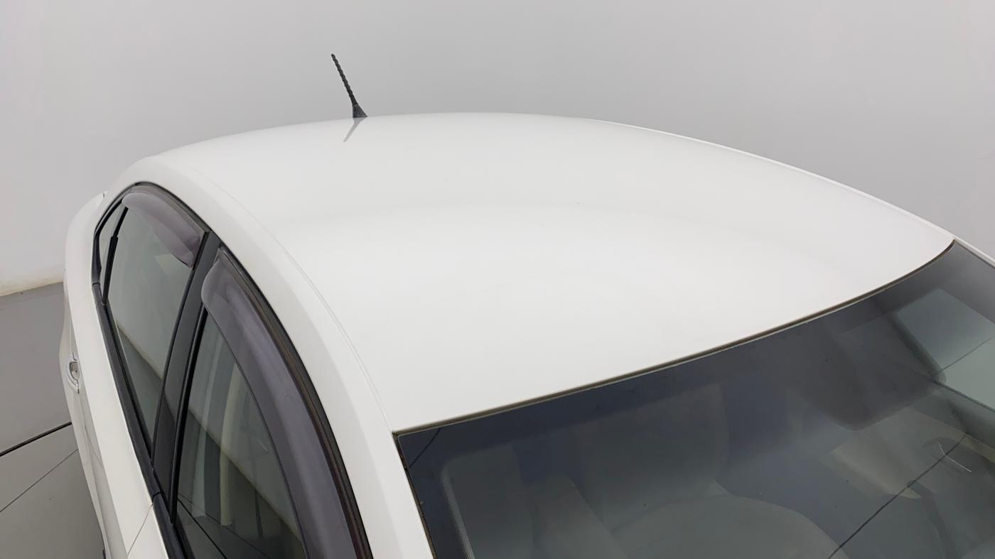 2015 Volkswagen Vento HIGHLINE PETROL AT, Petrol, Automatic, 91,615 km, Roof
