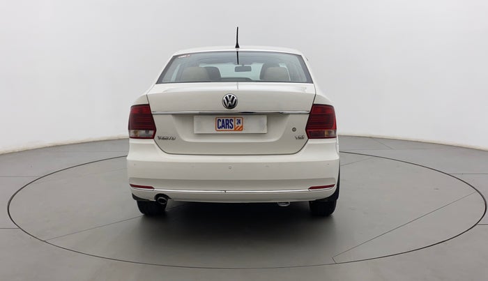 2015 Volkswagen Vento HIGHLINE PETROL AT, Petrol, Automatic, 91,615 km, Back/Rear