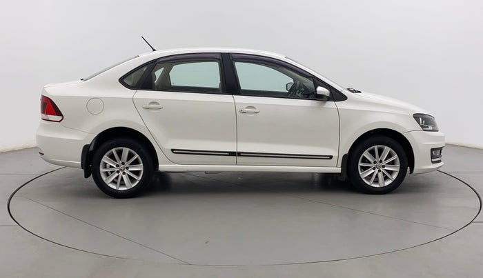 2015 Volkswagen Vento HIGHLINE PETROL AT, Petrol, Automatic, 91,615 km, Right Side View