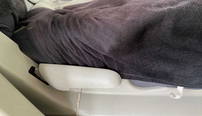 2014 Maruti Celerio VXI, Petrol, Manual, 52,722 km, Driver Side Adjustment Panel