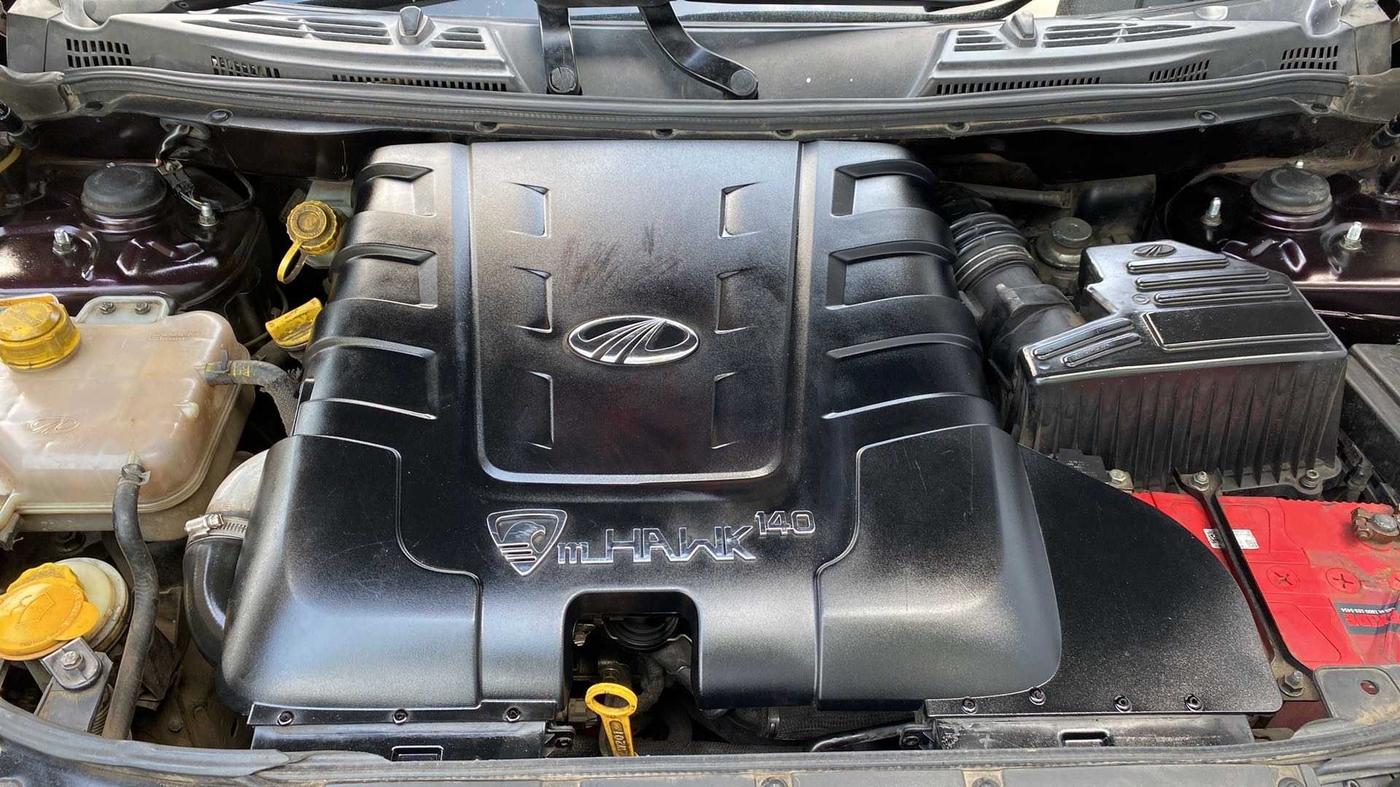 2015 Mahindra XUV500 W10, Diesel, Manual, 86,741 km, Open Bonet