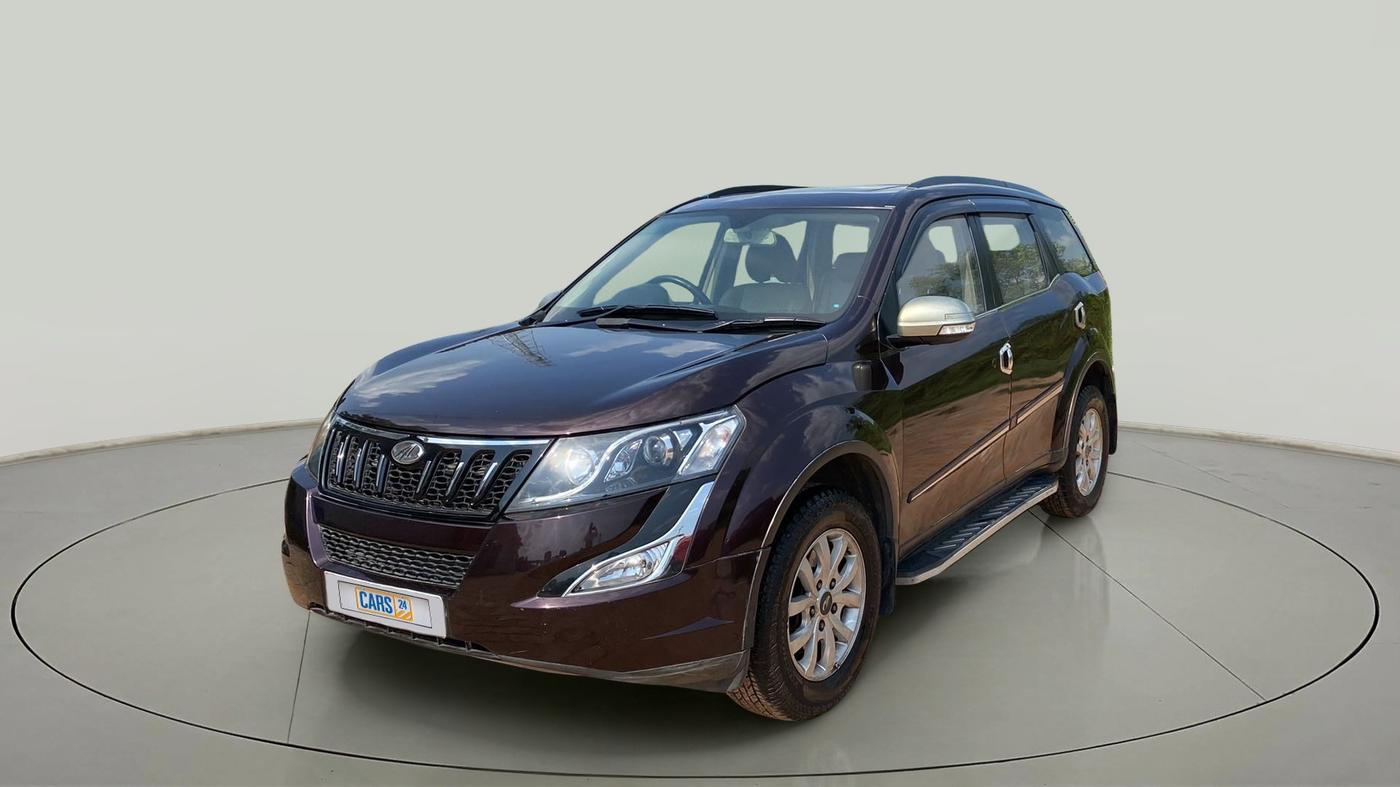 2015 Mahindra XUV500 W10, Diesel, Manual, 86,741 km, Left Front Diagonal