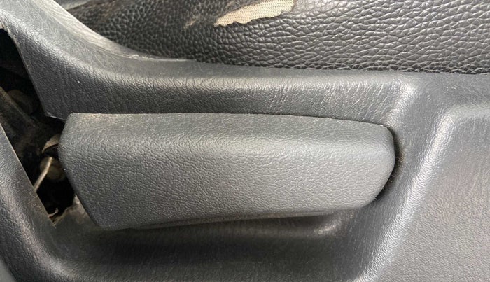 2018 Maruti Alto K10 VXI, Petrol, Manual, 67,816 km, Driver Side Adjustment Panel