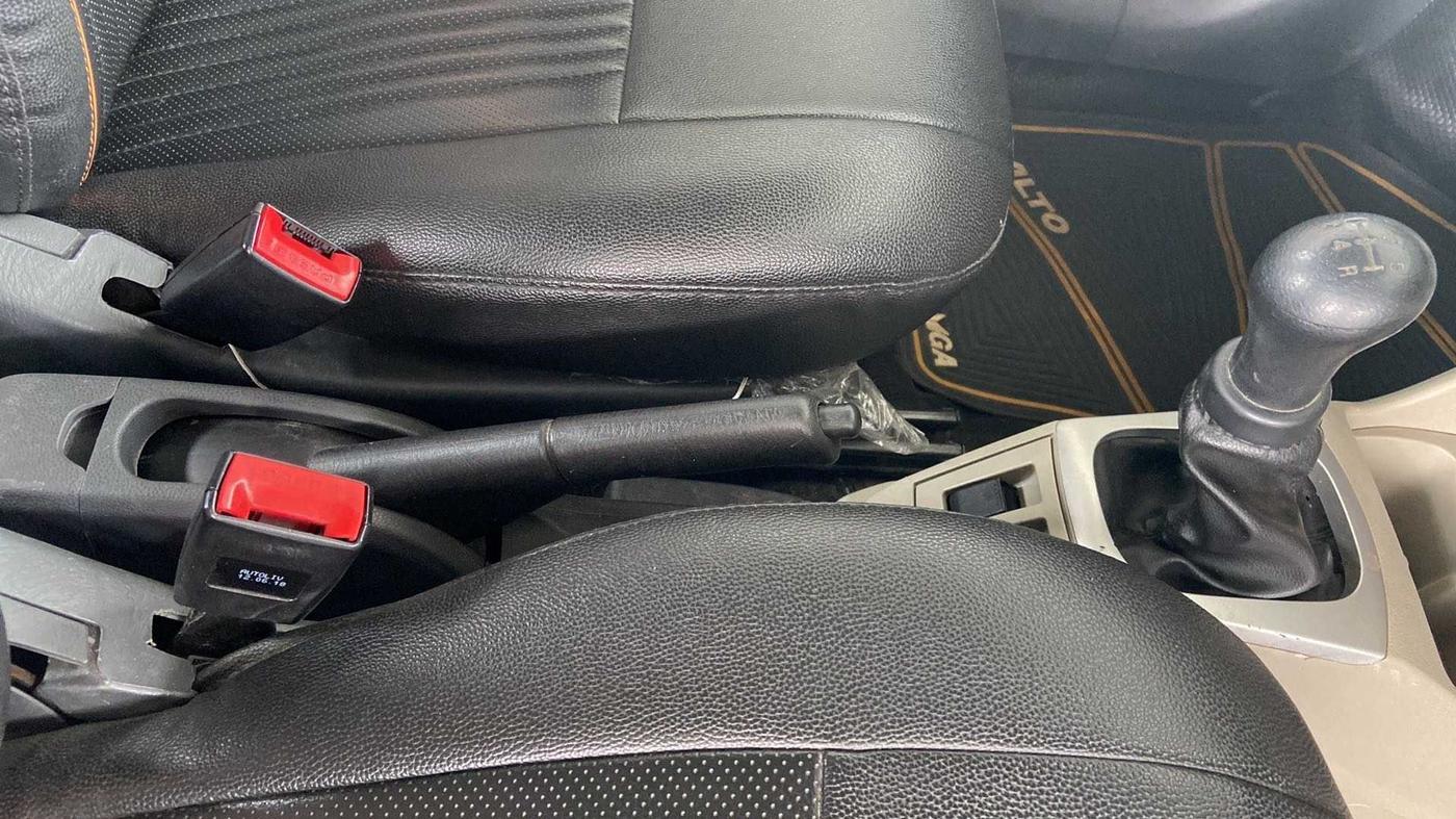 2018 Maruti Alto K10 VXI, Petrol, Manual, 67,816 km, Gear Lever