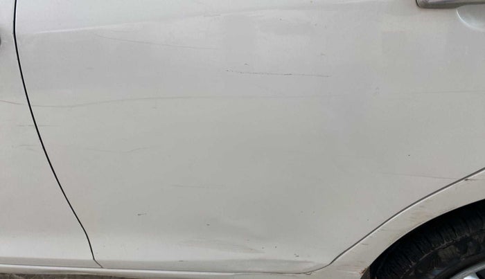 2015 Maruti Swift VXI, Petrol, Manual, 71,888 km, Rear left door - Slightly dented