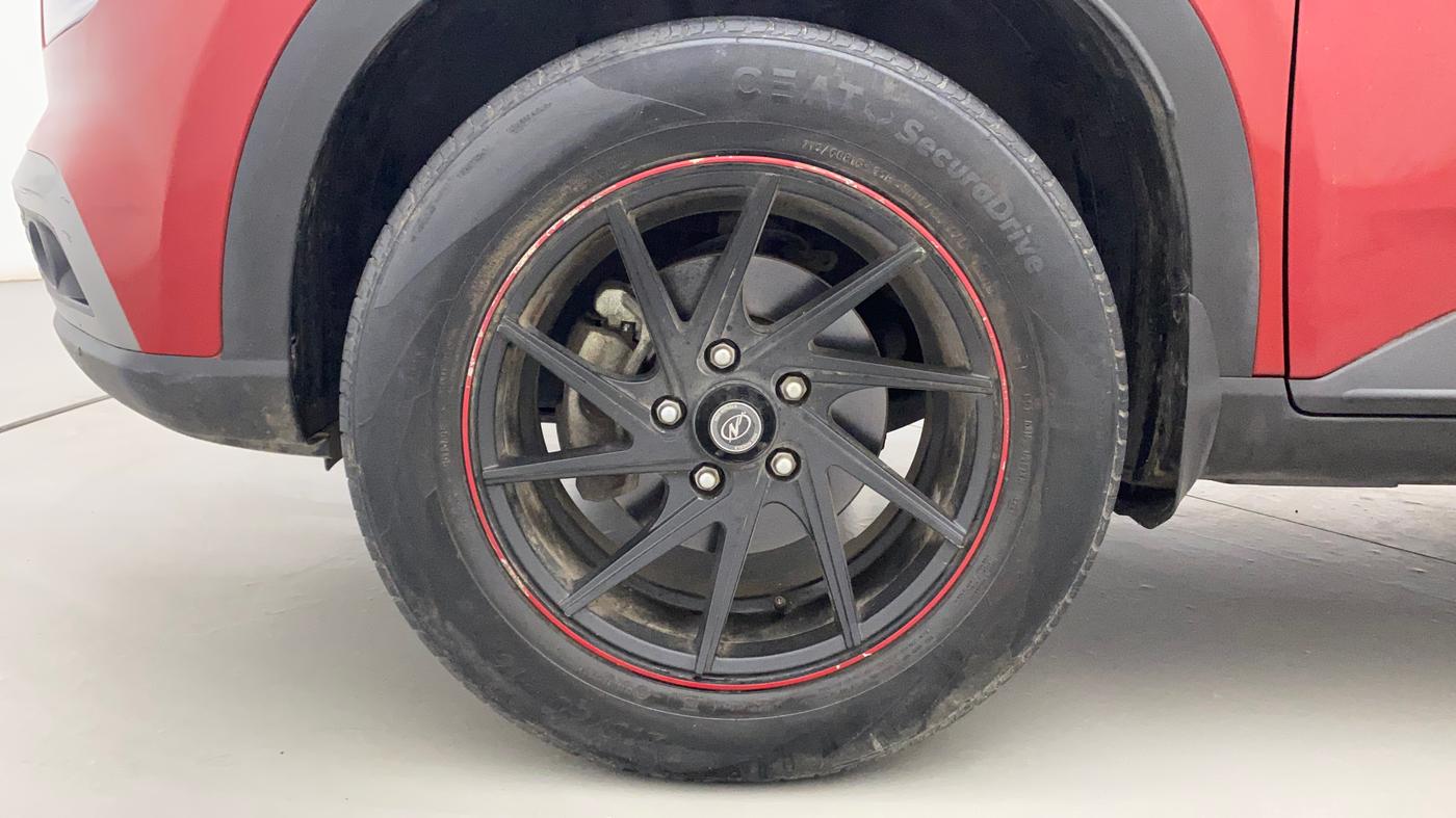 2021 Hyundai VENUE SX 1.0 TURBO, Petrol, Manual, 39,165 km, Left Front Wheel