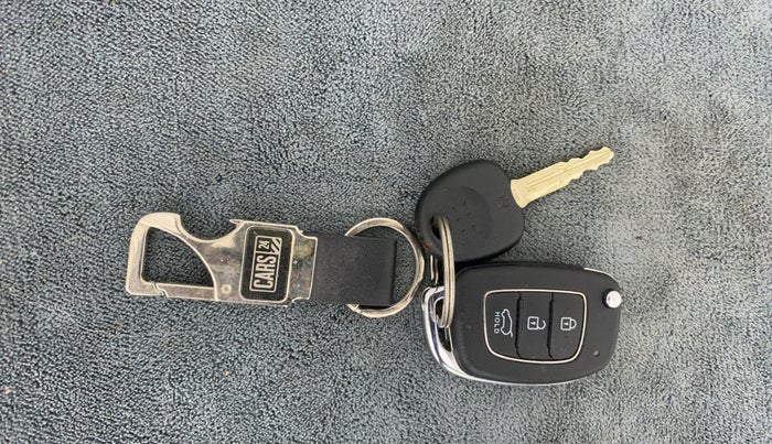 2021 Hyundai VENUE SX 1.0 TURBO, Petrol, Manual, 39,165 km, Key Close Up