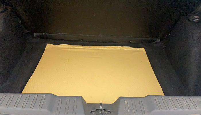 2020 Tata ALTROZ XT PETROL, Petrol, Manual, 26,003 km, Boot Inside