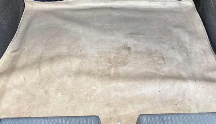 2017 Maruti Dzire VXI, Petrol, Manual, 70,166 km, Boot Inside