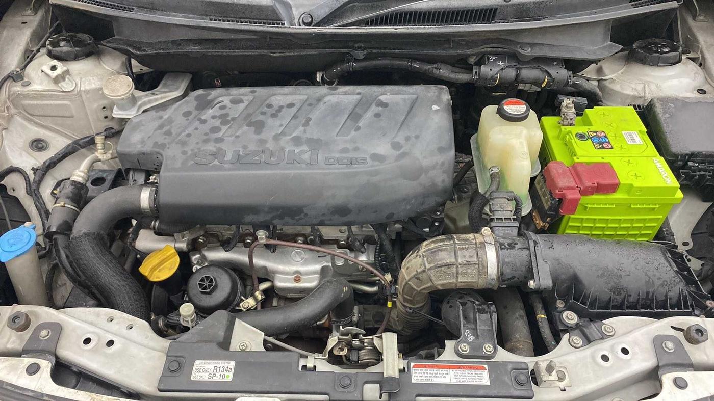 2018 Maruti Swift ZDI AMT, CNG, Automatic, 94,745 km, Open Bonet