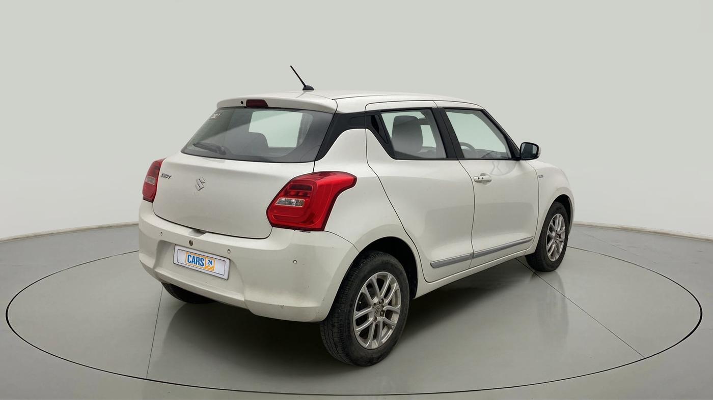 2018 Maruti Swift ZDI AMT, CNG, Automatic, 94,745 km, Right Back Diagonal
