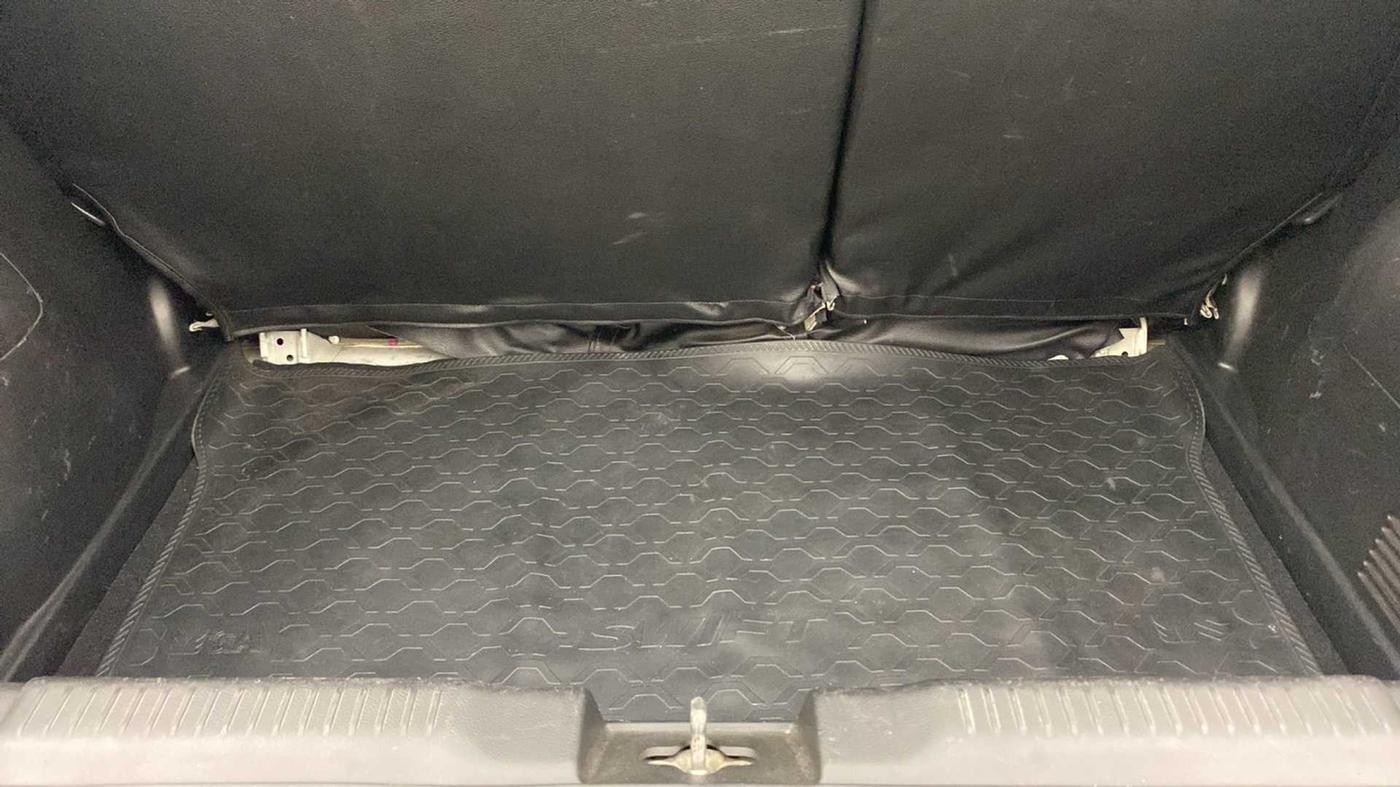 2018 Maruti Swift ZDI AMT, CNG, Automatic, 94,745 km, Boot Inside