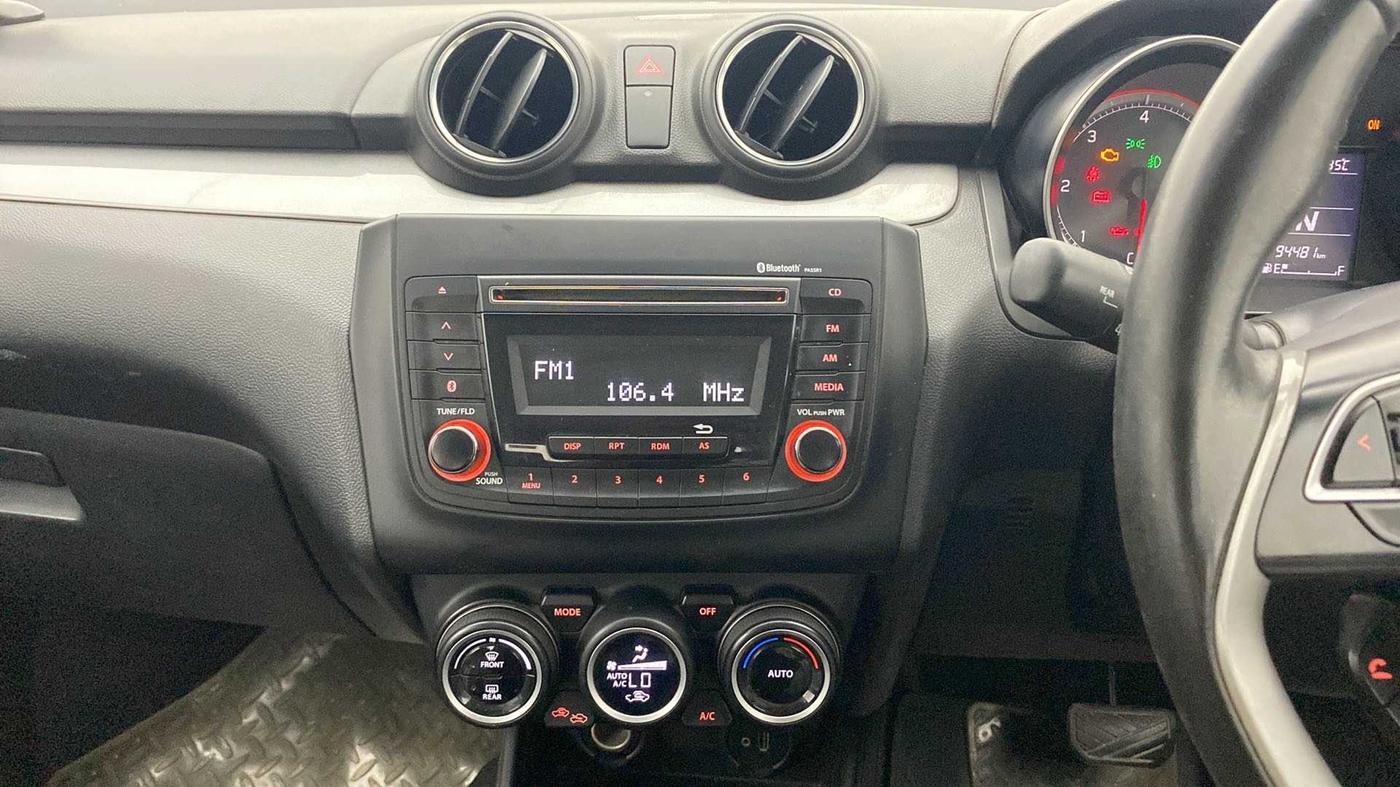 2018 Maruti Swift ZDI AMT, CNG, Automatic, 94,745 km, Air Conditioner