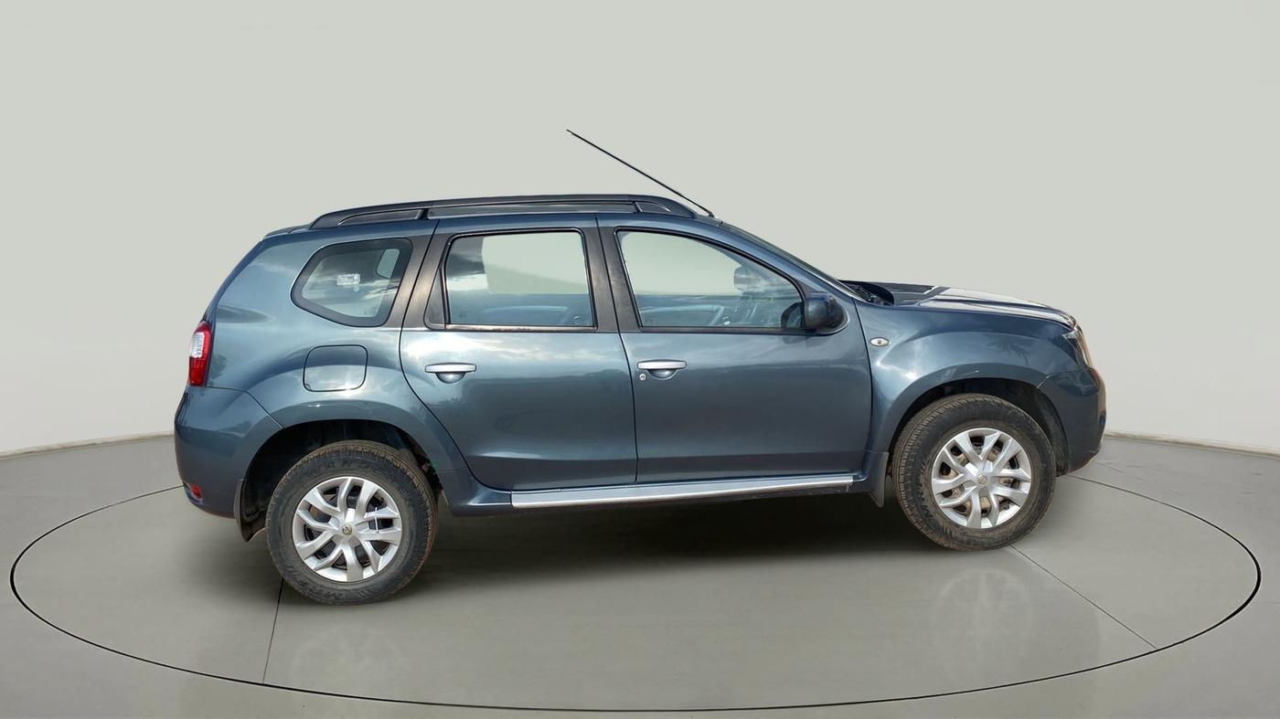 2015 Nissan Terrano XL (P), Petrol, Manual, 62,623 km, Right Side View