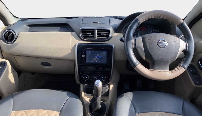 2015 Nissan Terrano XL (P), Petrol, Manual, 62,623 km, Dashboard