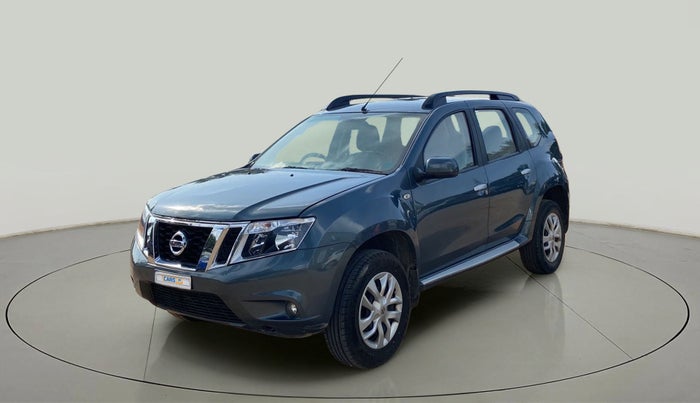 2015 Nissan Terrano XL (P), Petrol, Manual, 62,623 km, Left Front Diagonal