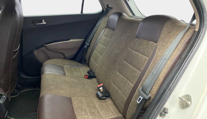 2014 Hyundai Grand i10 SPORTZ 1.2 KAPPA VTVT, Petrol, Manual, 75,901 km, Right Side Rear Door Cabin