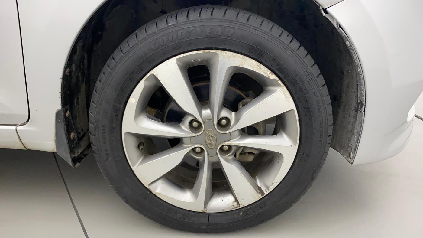 2014 Hyundai Elite i20 ASTA 1.2, Petrol, Manual, 86,362 km, Right Front Wheel