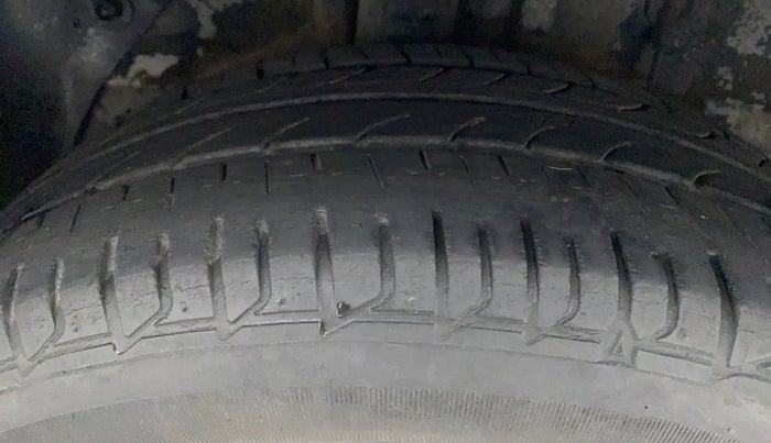 2014 Hyundai Elite i20 ASTA 1.2, Petrol, Manual, 86,362 km, Right Rear Tyre Tread