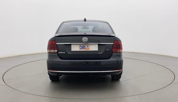 2016 Volkswagen Vento HIGHLINE 1.6 MPI, Petrol, Manual, 90,514 km, Back/Rear