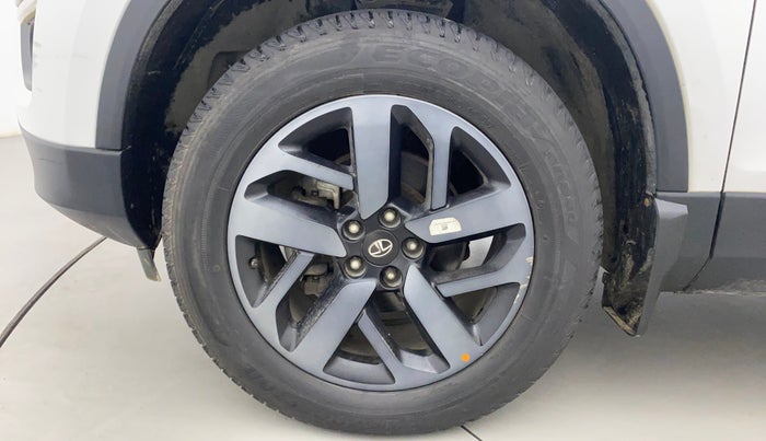 2022 Tata Safari XZA PLUS GOLD 6 S, Diesel, Automatic, 23,488 km, Left Front Wheel