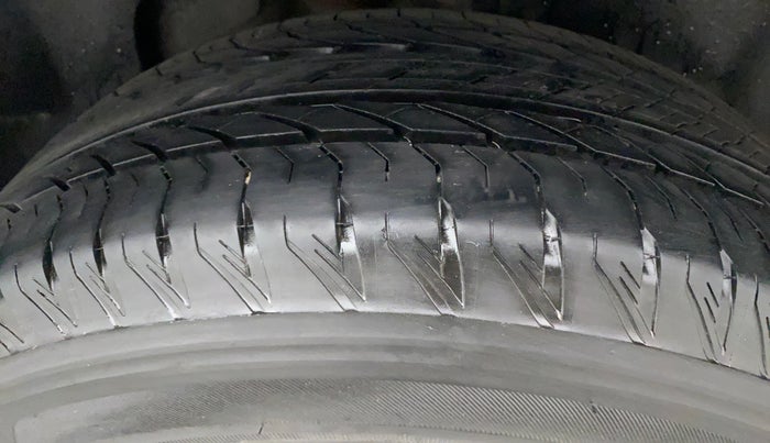 2022 Tata Safari XZA PLUS GOLD 6 S, Diesel, Automatic, 23,488 km, Left Rear Tyre Tread