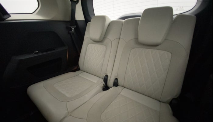 2022 Tata Safari XZA PLUS GOLD 6 S, Diesel, Automatic, 23,488 km, Third Seat Row ( optional )