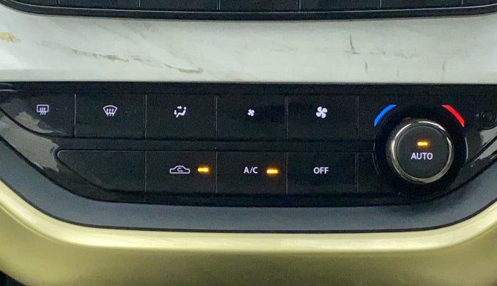 2022 Tata Safari XZA PLUS GOLD 6 S, Diesel, Automatic, 23,488 km, Automatic Climate Control