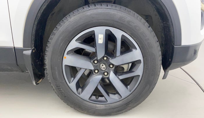 2022 Tata Safari XZA PLUS GOLD 6 S, Diesel, Automatic, 23,488 km, Right Front Wheel