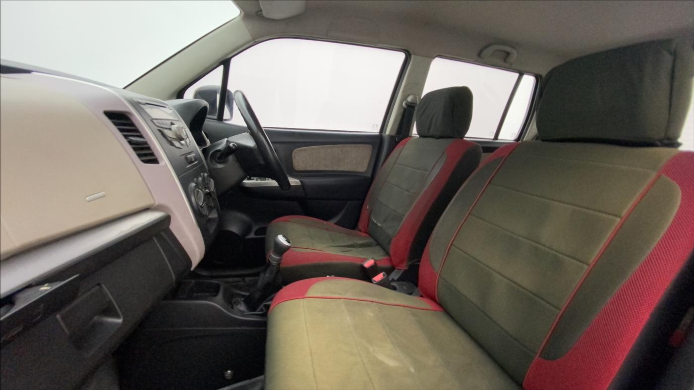 2013 Maruti Wagon R 1.0 VXI, Petrol, Manual, 1,11,586 km, Right Side Front Door Cabin