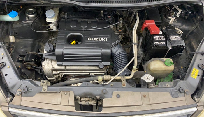 2013 Maruti Wagon R 1.0 VXI, Petrol, Manual, 1,11,586 km, Open Bonet