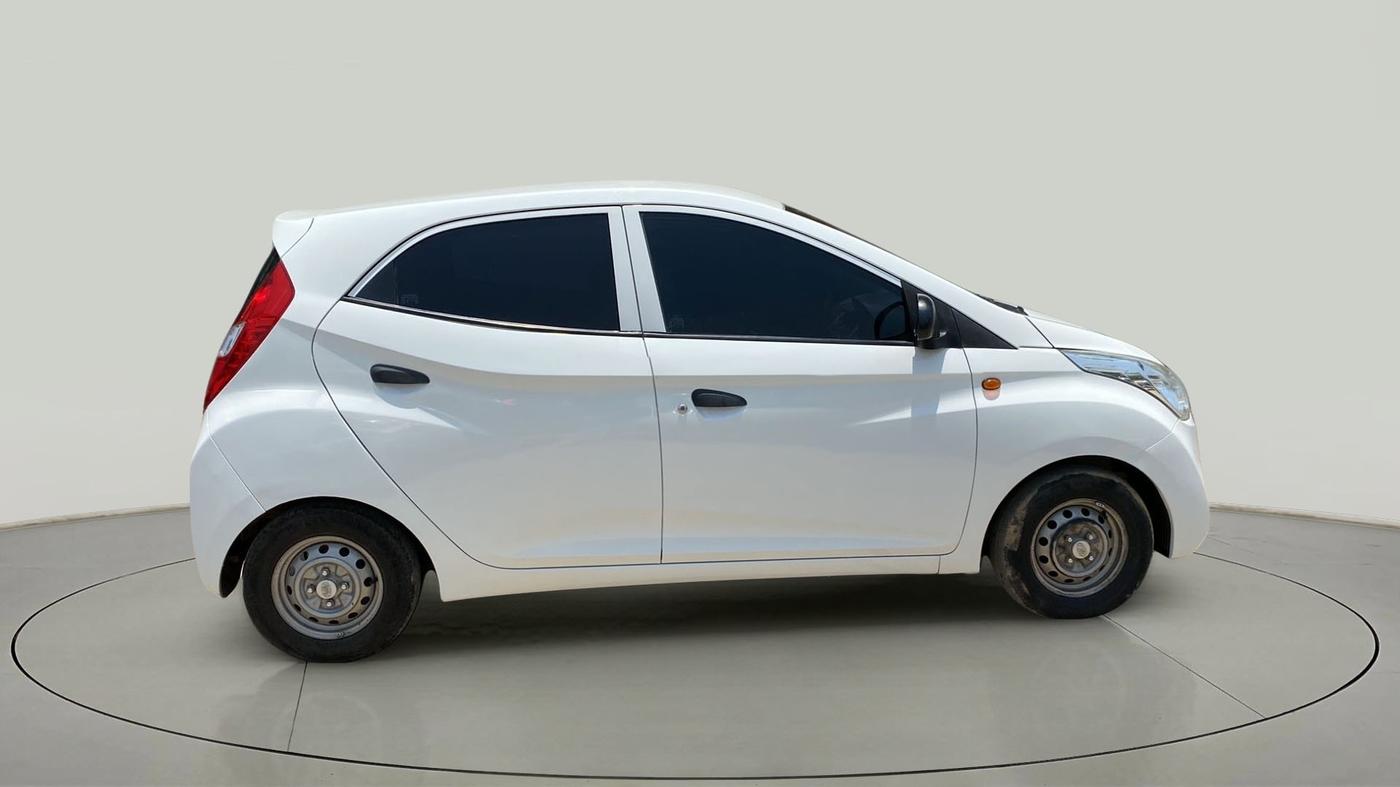 2016 Hyundai Eon ERA +, CNG, Manual, 73,692 km, Right Side View