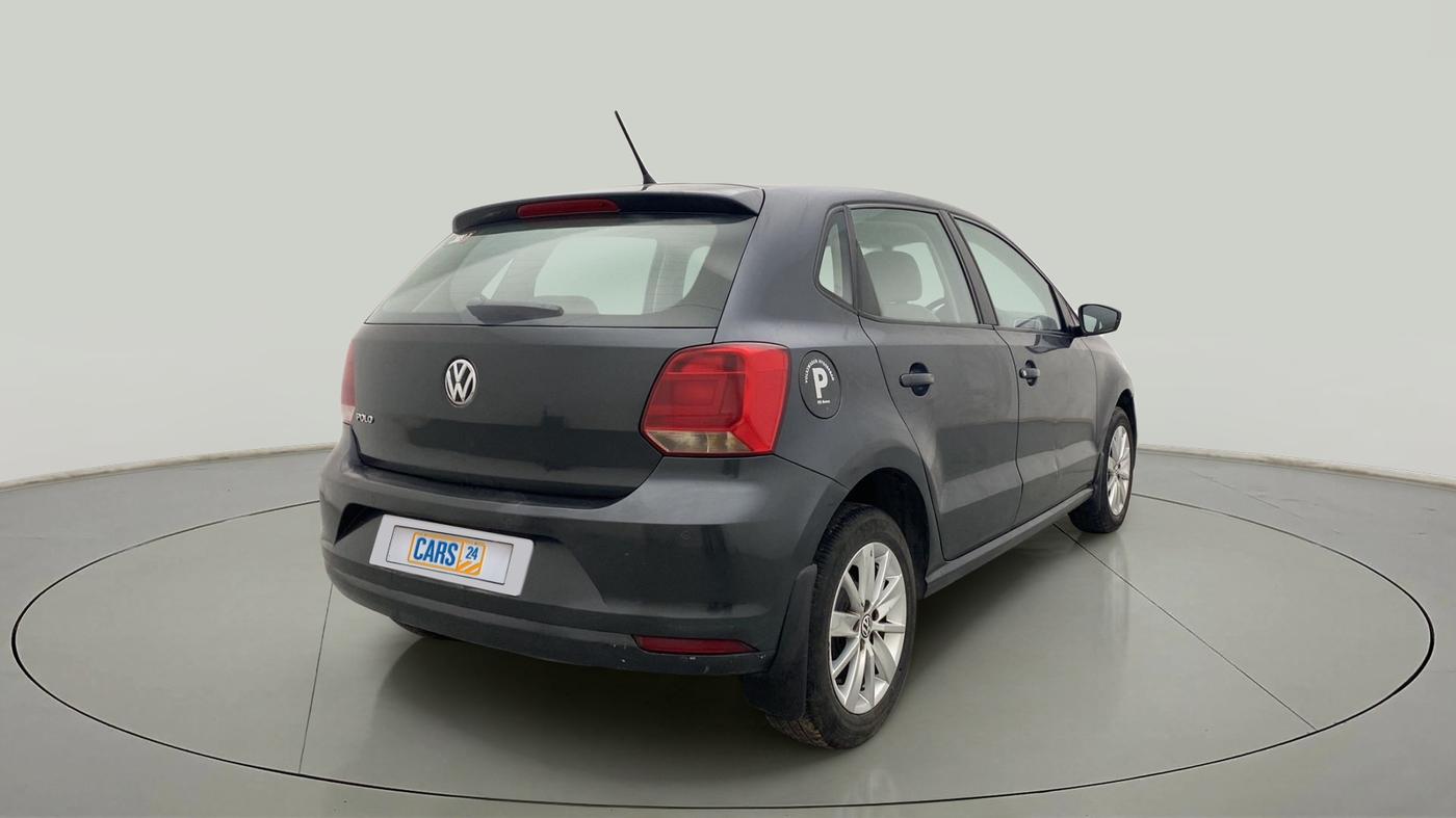 2016 Volkswagen Polo HIGHLINE1.2L, Petrol, Manual, 55,832 km, Right Back Diagonal