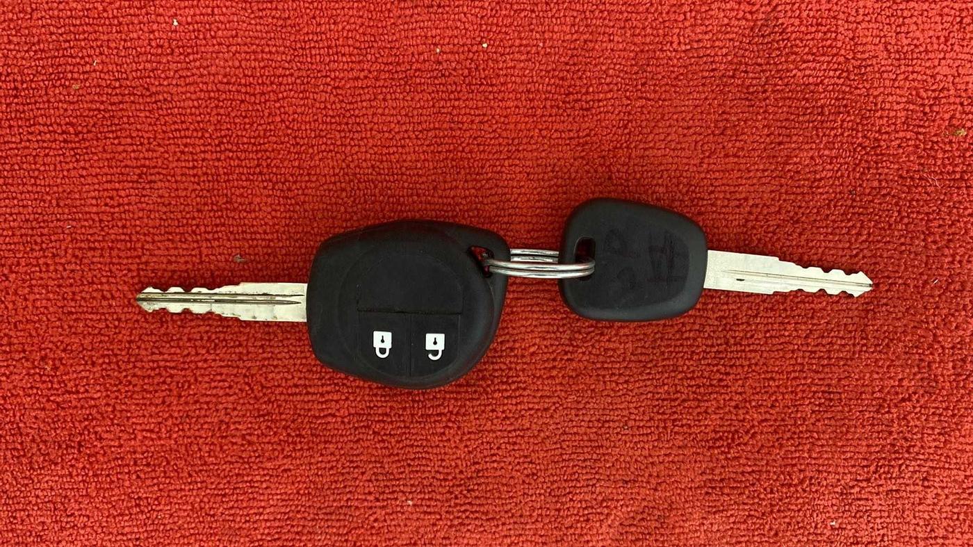 2019 Maruti S PRESSO VXI PLUS AMT, Petrol, Automatic, 27,437 km, Key Close Up