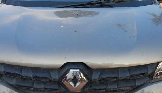 2018 Renault Kwid RXL, Petrol, Manual, 45,146 km, Bonnet (hood) - Cowl vent panel has minor damage