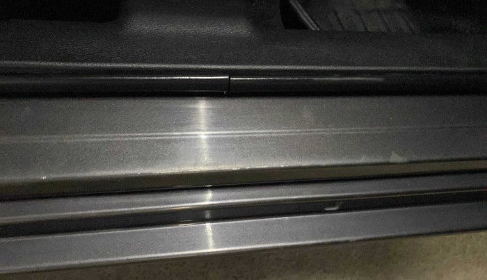 2018 Maruti Baleno DELTA PETROL 1.2, Petrol, Manual, 52,005 km, Right running board - Minor scratches